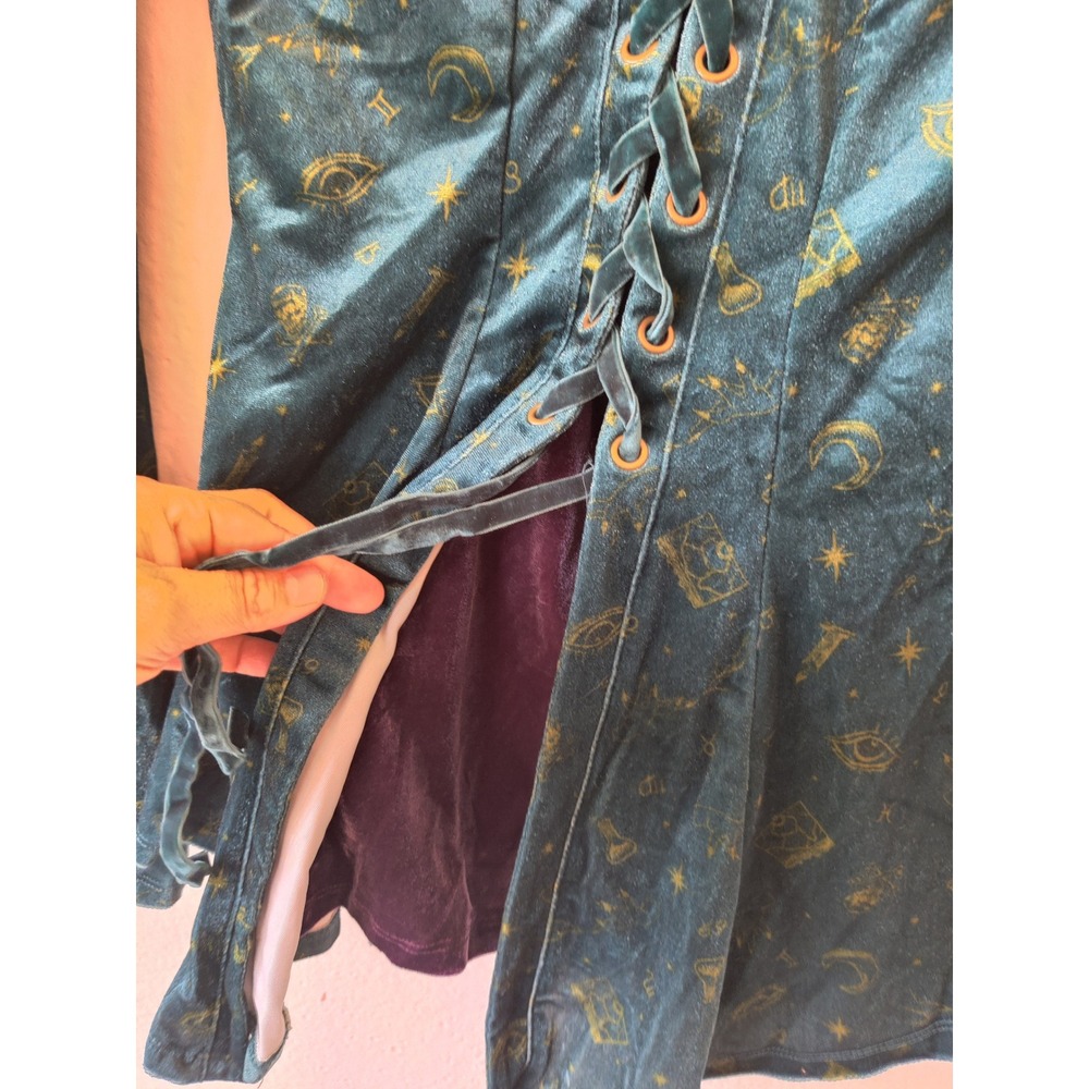 Disney Her Universe Hocus Pocus Teal Velvet Lace Up Bell Sleeve Corset Top M - Picture 4 of 7